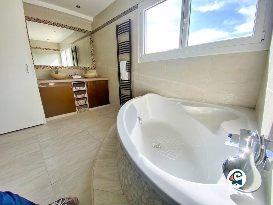 Magnifique Villa Piscine Proche Nice La Trinité Dış mekan fotoğraf