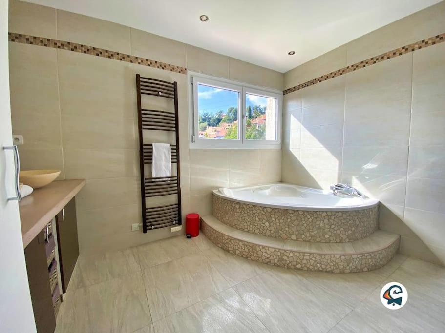 Magnifique Villa Piscine Proche Nice La Trinité Dış mekan fotoğraf